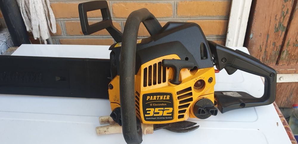 Бензопила Partner 352 добра