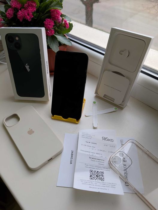 iPhone 13 ( Стан Нового. Повний комплект )