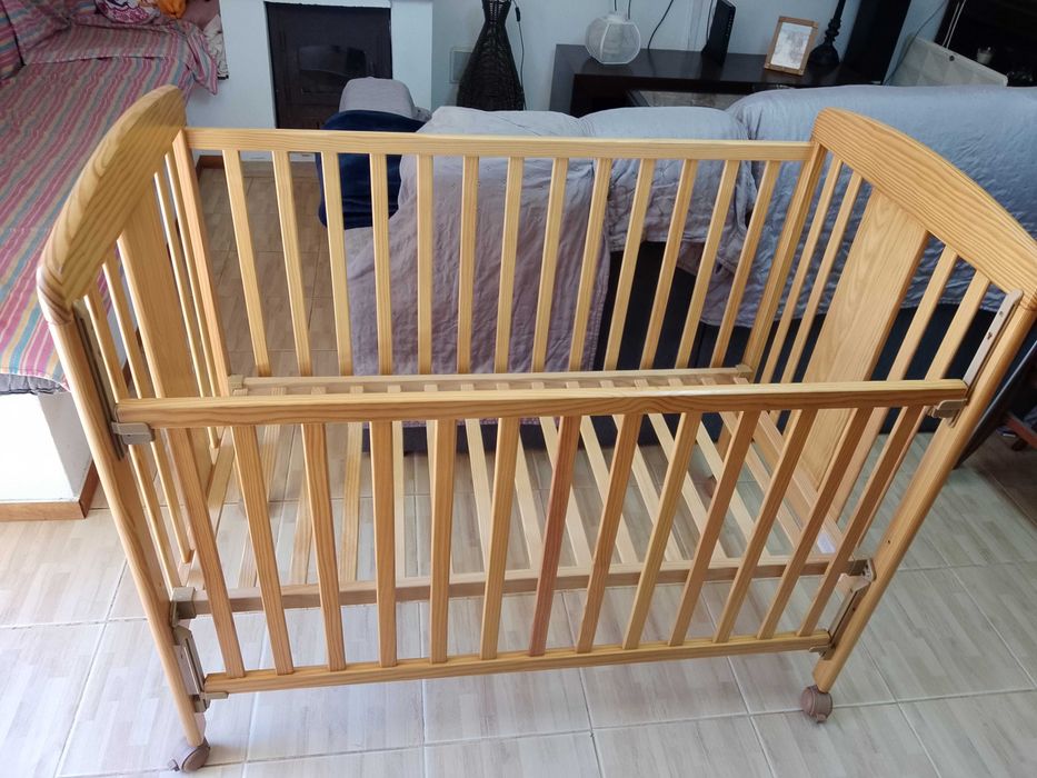 Berço para bebé ótimo estado
