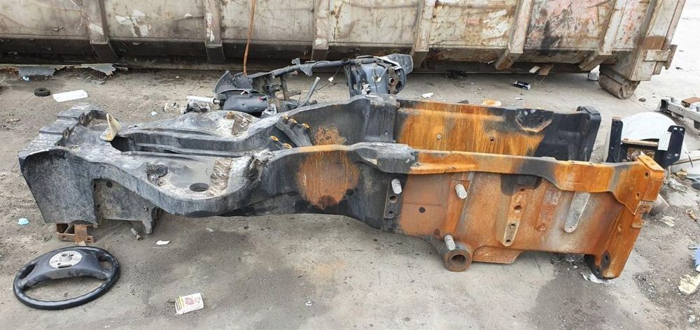 RAMA NEW HOLLAND T8 T8.320 2015