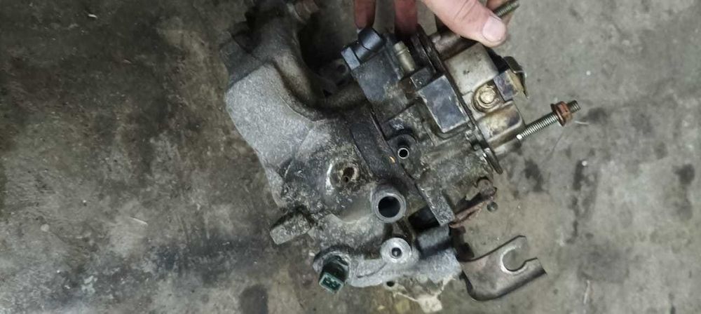 Впускной, выпускной коллектор Опель вектра а