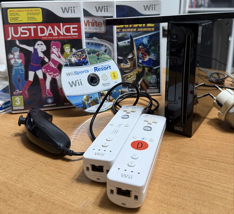 Konsola Nintendo Wii + 4 gry