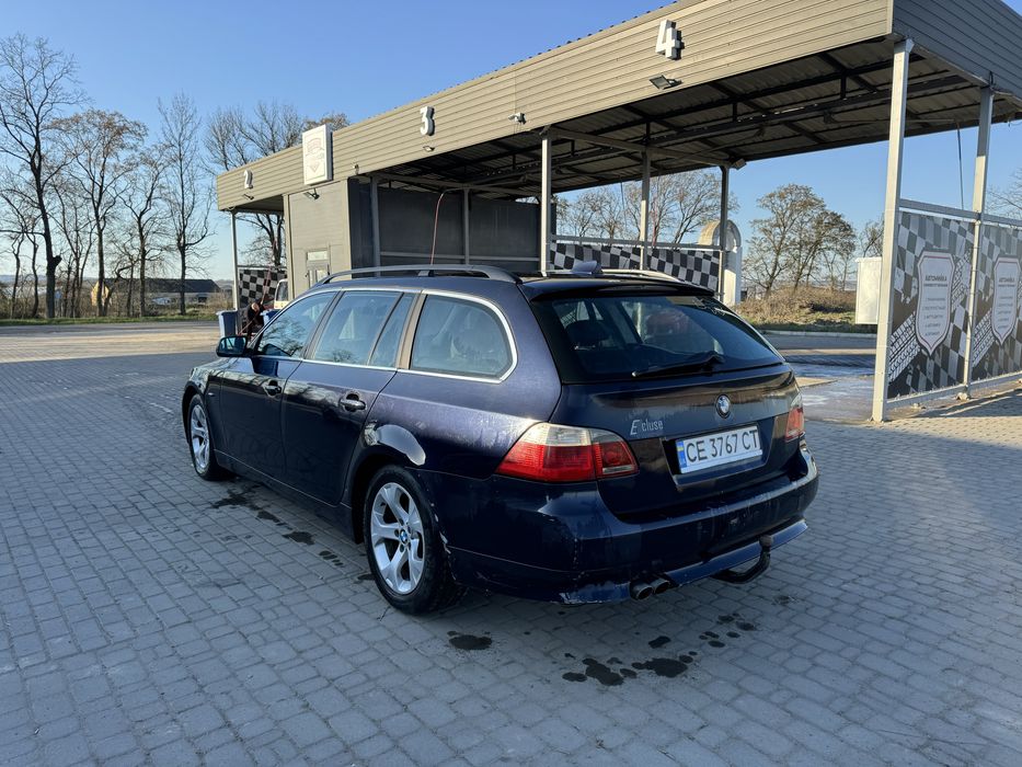 BMW  525 e61.