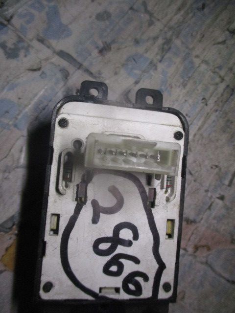 Comando / botão / interruptor multifunções LANCIA Dedra (835_)