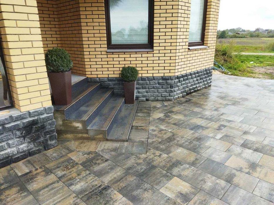 Бруківка / Укладання бруківки / Тротуарної плитки в Сарнах та області