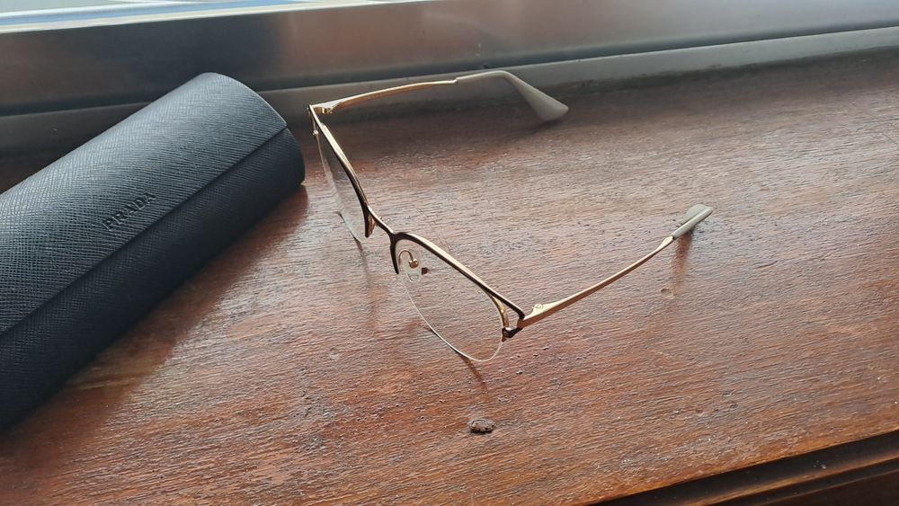 Móldura/ armação de óculos Prada