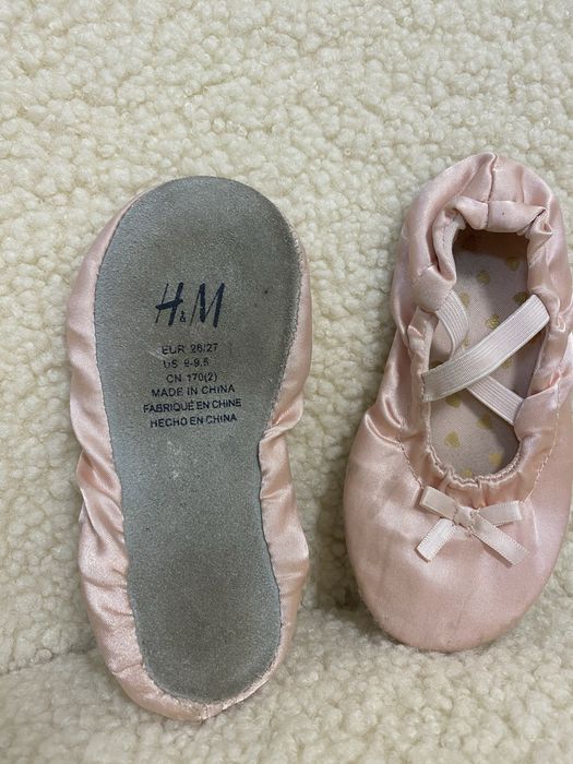 Літне взуття для дівчинки crocs, zara, reima, h&m