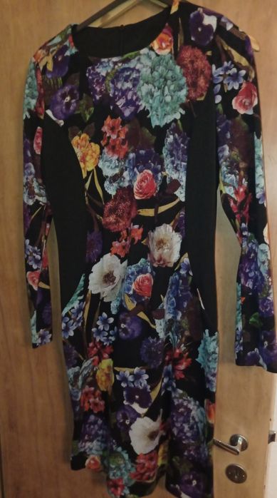 Vestido padrão flores