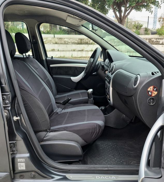 Dacia Sandero 1.2i 16v C/AC Nacional 10