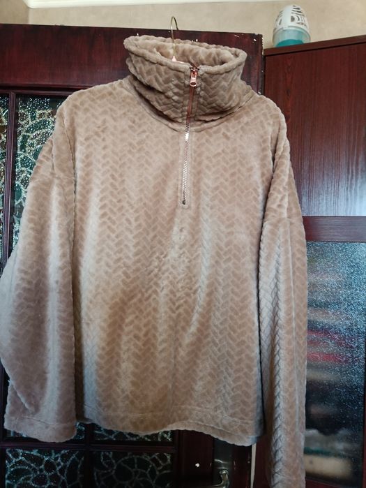 Carmelowy dres damski