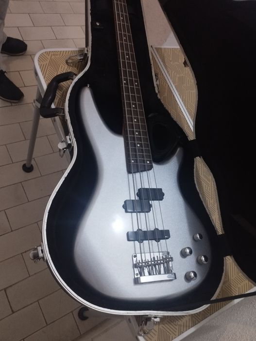 Baixo SDGR Ibanez