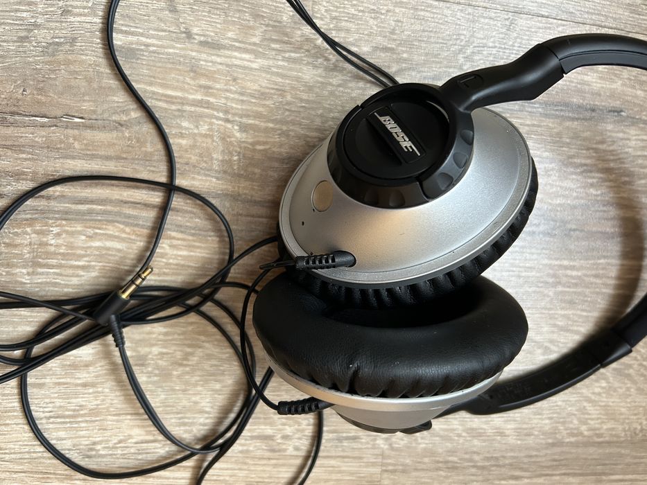 Навушники Bose дротові