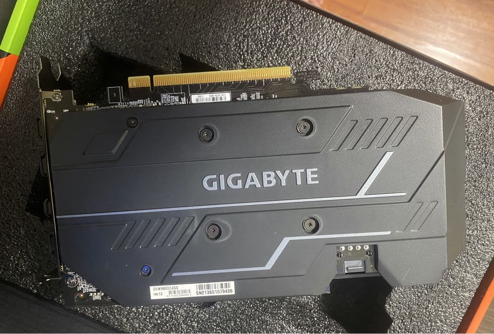 Gigabyte 1660 (6gb)