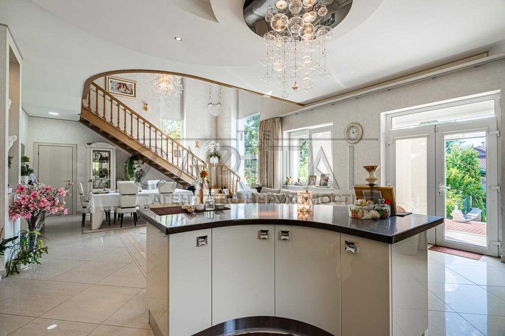 Дом по адресу ул. Витянская (площадь 700 м²) - Atlanta.ua - фото 8