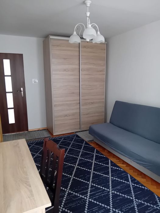 Mieszkanie 47 m² – 3 pokoje – parter – centrum Lublina - z zamykanym parkingiem