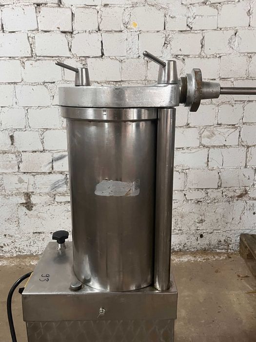 Nadziewarka hydrauliczna, szpryca do kiełbas Ramon 20 litrów