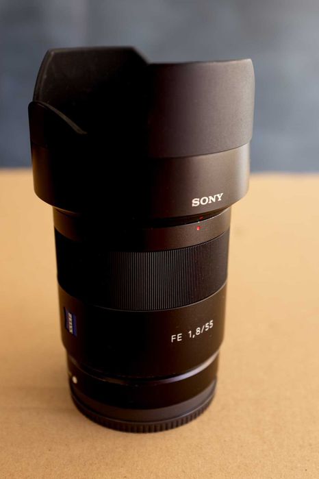 Sony Sonnar T* FE 55mm f/1.8 ZA
