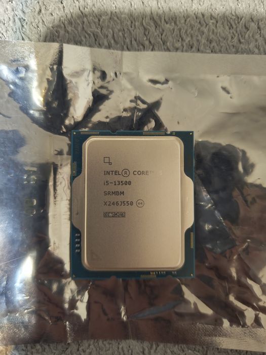 Proces Intel i5-13500