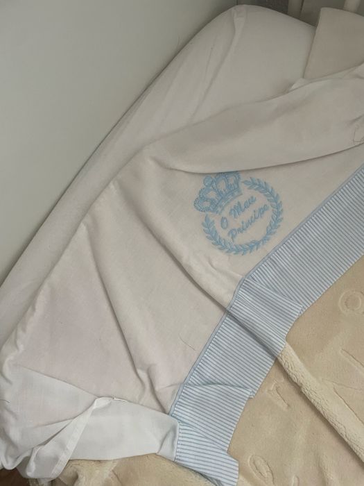 Berço ikea + enxoval completo de cama de bebé