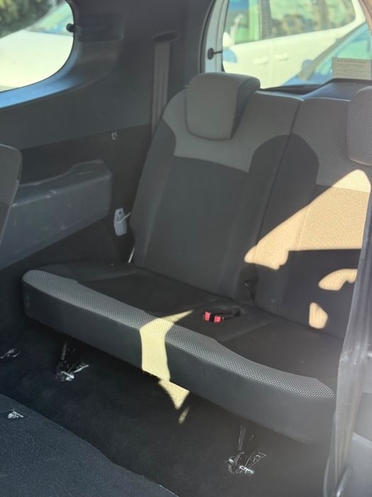 Dacia lodgy 7 osob