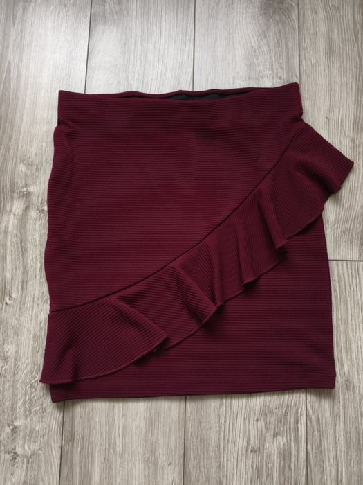 Bordowa spódnica mini skirt sinsay 36 s 8 falbanka