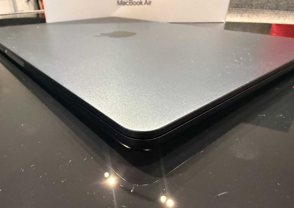 MacBook Air 13” M2 – 16GB RAM / 256GB – Midnight (2022) Szczecin