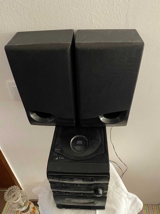 Radio with Two Speakers (Negotiable)