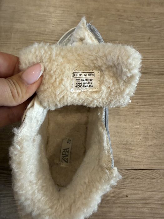 Зимові чобітки фірми zara