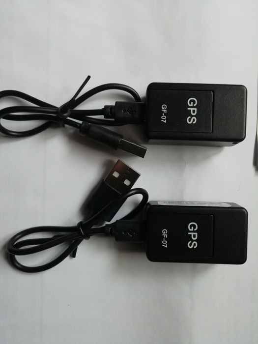 2 Aparelhos Miniatura de GPS Com 2 cartões Para Carros Motas Ou Malas