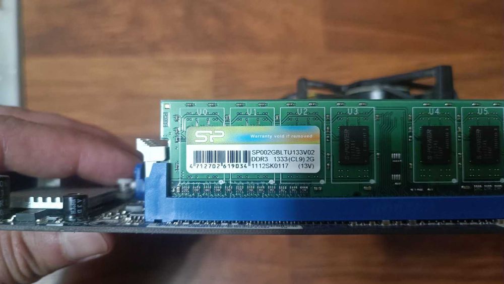 Комплект материнська плата AsRock G41M-VS3, Celeron E3500, ОЗУ 4 Gb