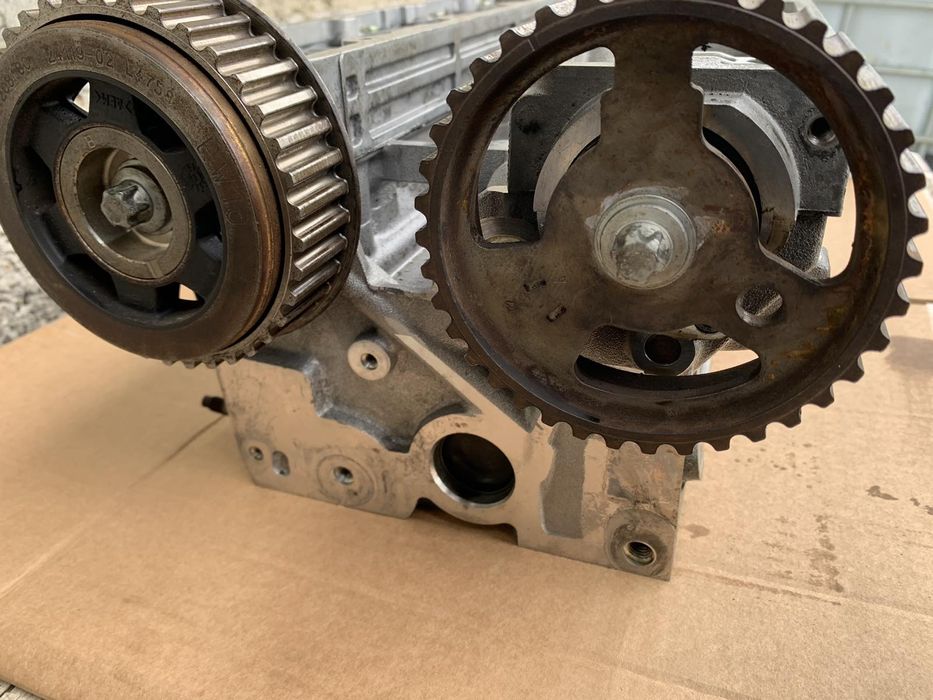 Гбц головка 2.0 16v Peugeot 307 406 607 806 Citroen c4 c5 c8 Jumpy