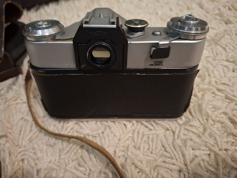 Фотоапарат Зенит Е