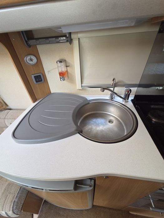 ACE Viscount автобудинок
Гарний дуже! зручний  та затишний будинок для