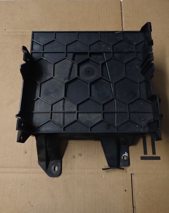 Wzmacniacz Tunner radia Audi A6 C6 Lift