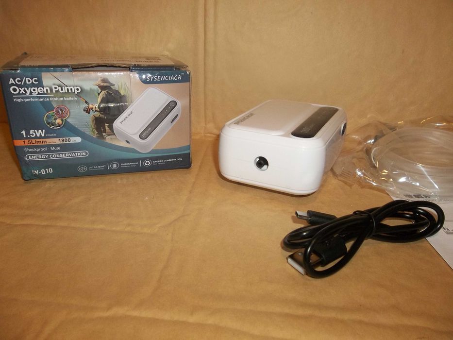 Брендовый аквариумный компрессор. тихий. электро катушка. Автономный.