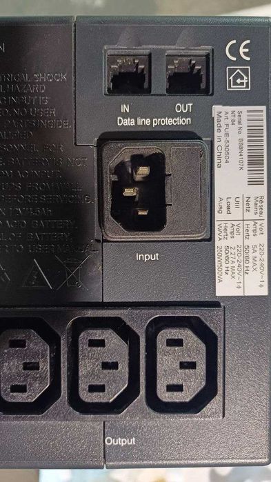 UPS Eaton Nova AVR 500 (SEM Batteria)