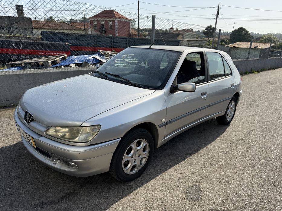 Peugeot 306 1.4i 75CV