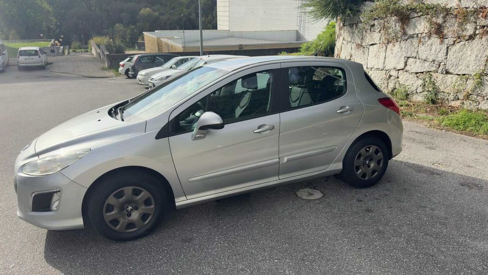 Peugeot 308 1.6 HDi Executive - correia e bomba feitas — photo 3
