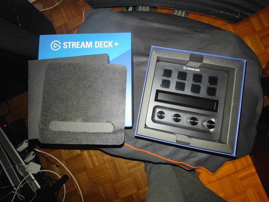 Elgato Stream Deck+ Preto (Como novo, nunca foi utilizado)