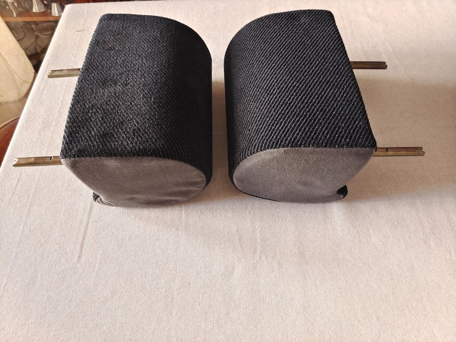 Encostos cabeça dianteiros Volvo 480
