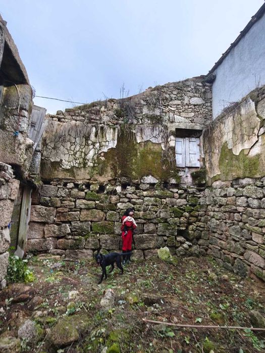 Vendo casa para reconstruir