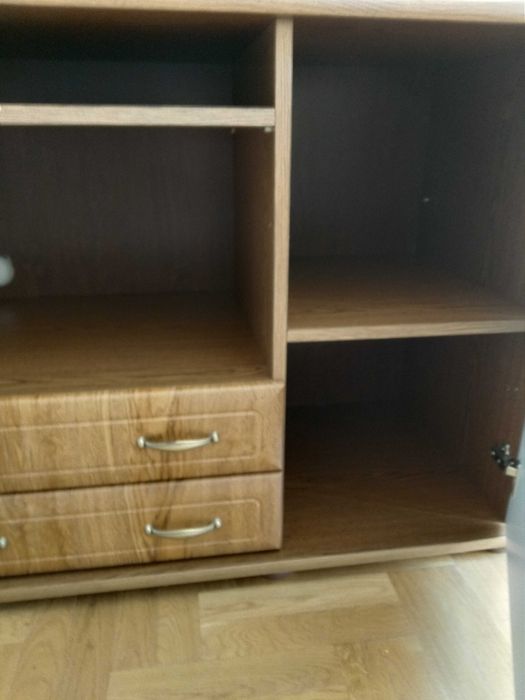 Stolik RTV z barkiem