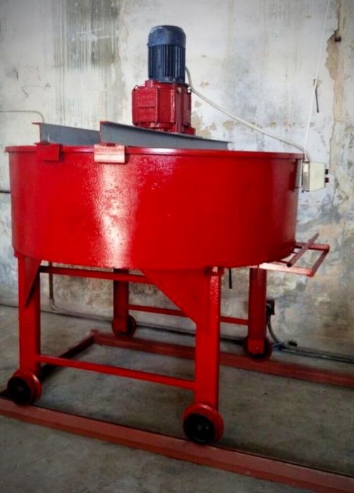 Бетоносмеситель, бетономешалка, растворосмеситель, мешалка, на 150 л.