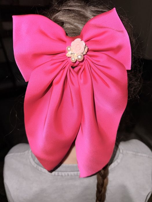 Рожевий бант для дівчинки