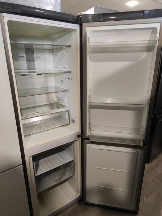 Холодильник  Whirlpool W7X 81O No Frost 185 см нержавійка