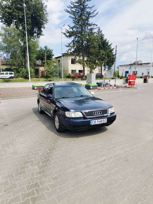 Audi A6 на автоматі, на повному ходу з переоформленням.