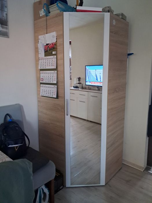 Szafa narozna dabsonoma z bialym