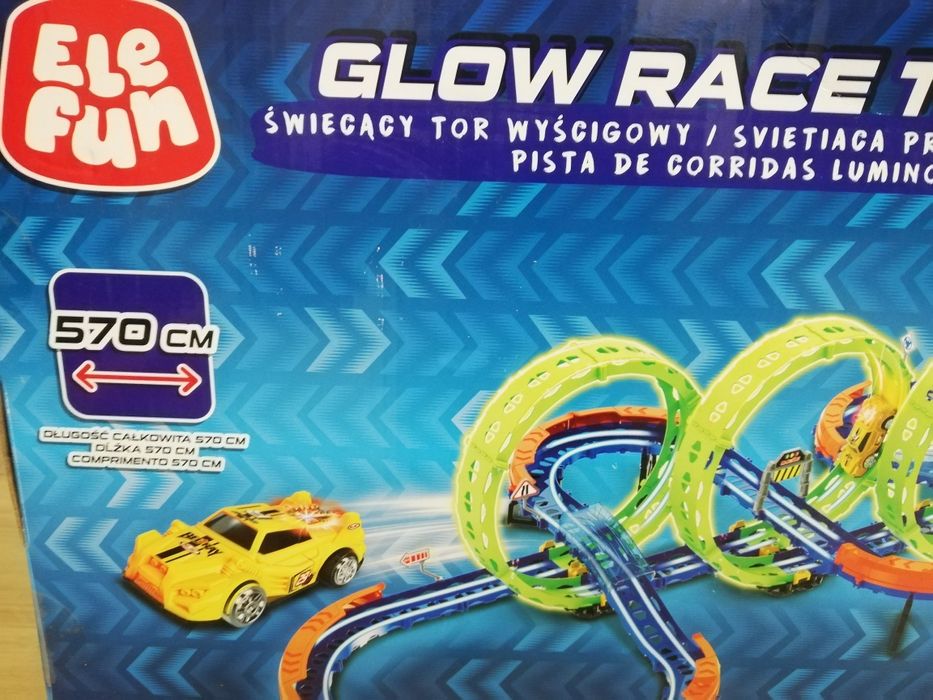 ELEFUN Świecący Tor Wyścigowy, autko

Nowy, oryginalnie zapa