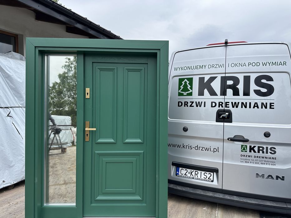 Drzwi wejściowe zewnętrzne drewniane Z doświetlem zielone Na wymiar