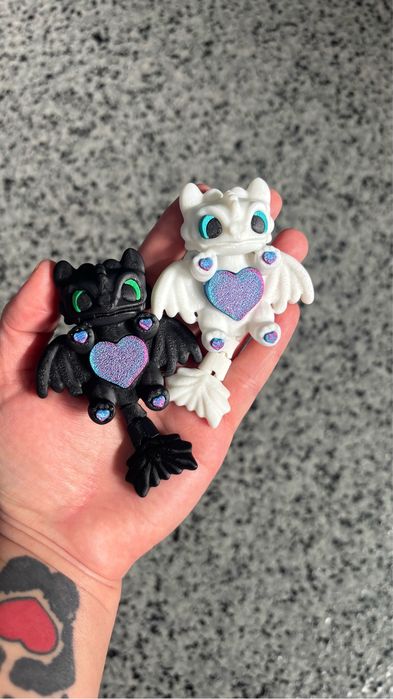 Гнучкий дракончик з серцем / подарунок